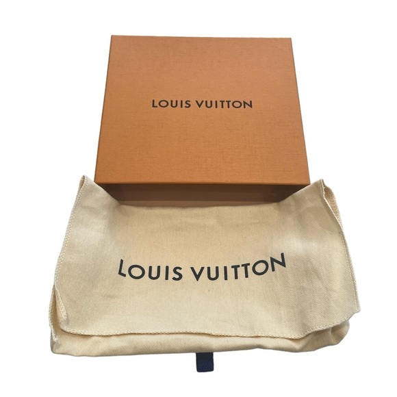 RARE - Louis Vuitton Damier Azur Mini Pochette - Picture 10 of 11